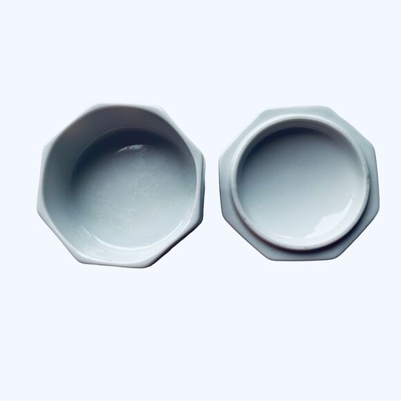 Vintage Japanese Kozan Gama Porcelain Lidded Dish/Box Floral And Gold Detailing - Picture 4 of 9